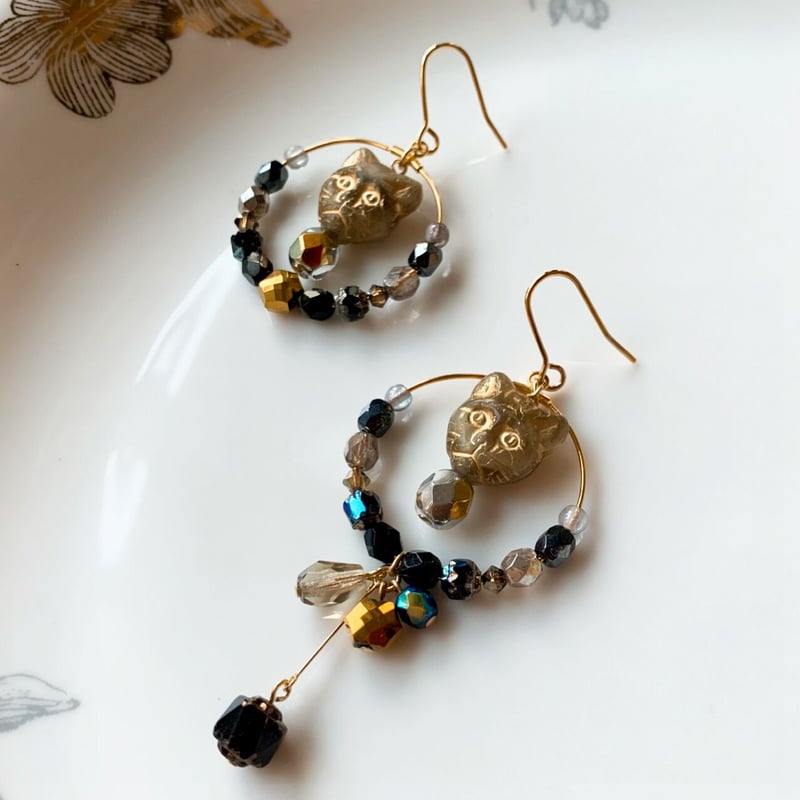 CUBIC ZIRCONIA AQUA LUNE PIERCE[SET ITEM] 珍しいデニムみたいな