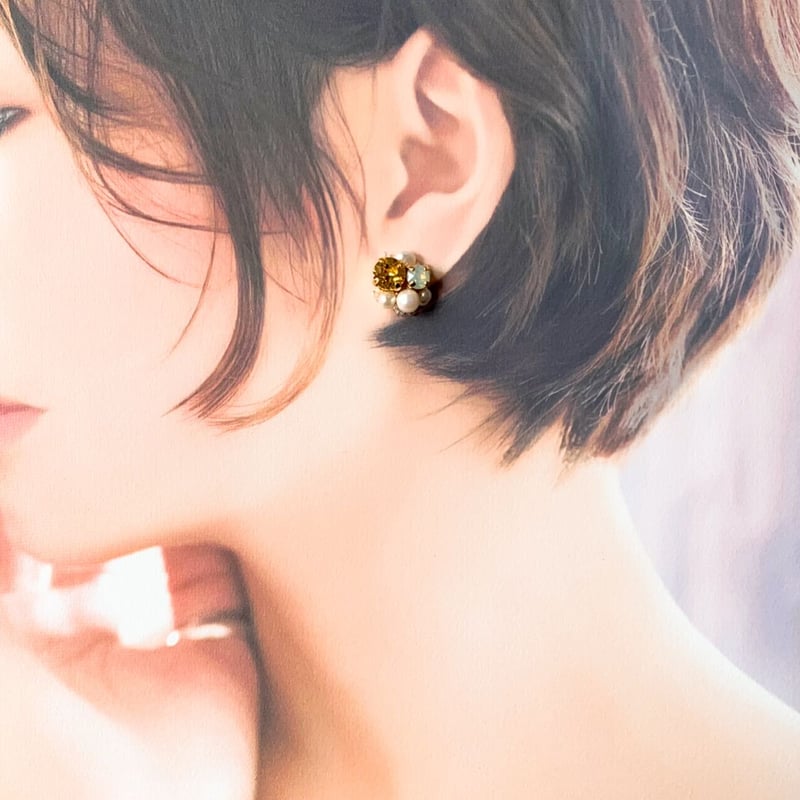 魔法の雫』（イエロー トパーズ×グリーン）スワロフスキーと淡水パール