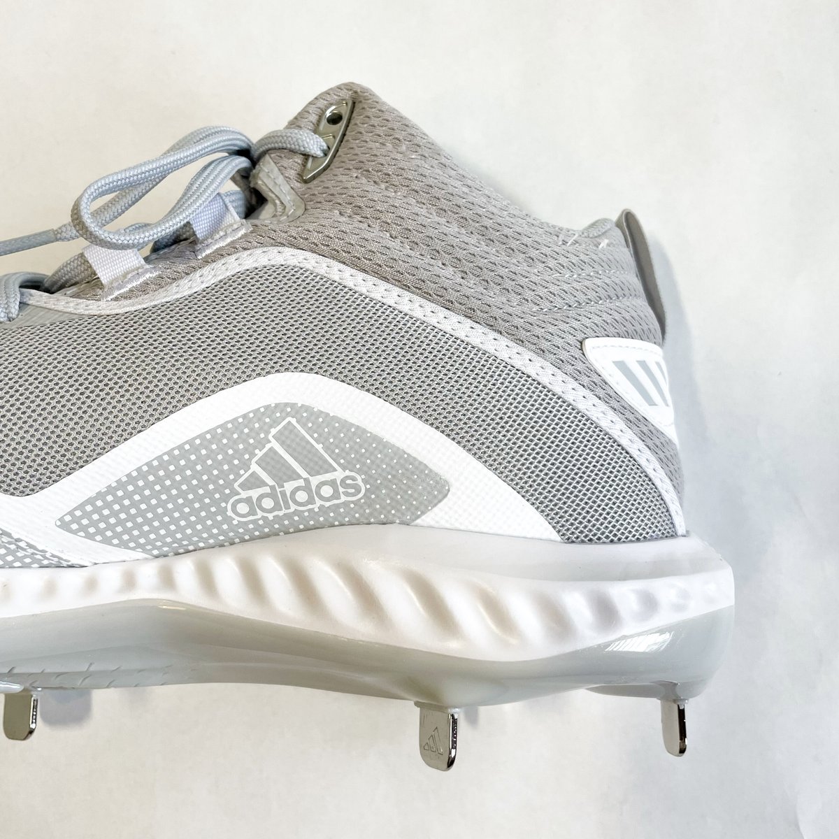 adidas - adidas　アディダス アイコン 6 バウンス　未使用　メンズ　28cm fit=scale-down,w=1200