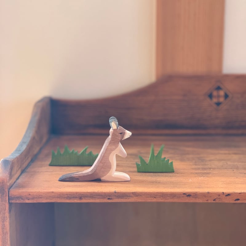 オストハイマーのぞう、カンガルー親子 HOLZTIGERのどんぐりの木セット