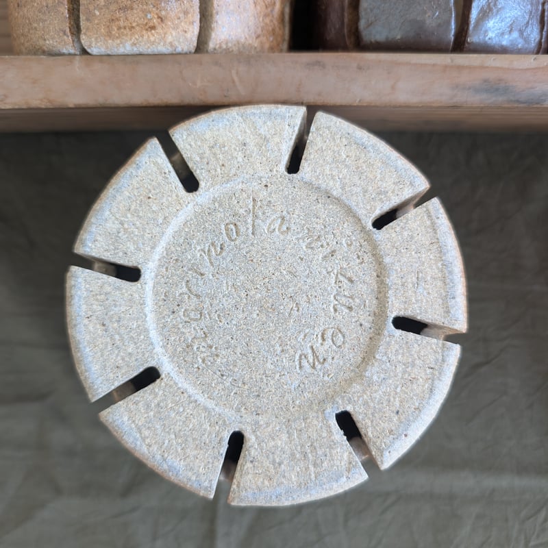 伊賀焼 オリジナルスリット入り陶器鉢 約4号 | 多肉植物カット苗の通販