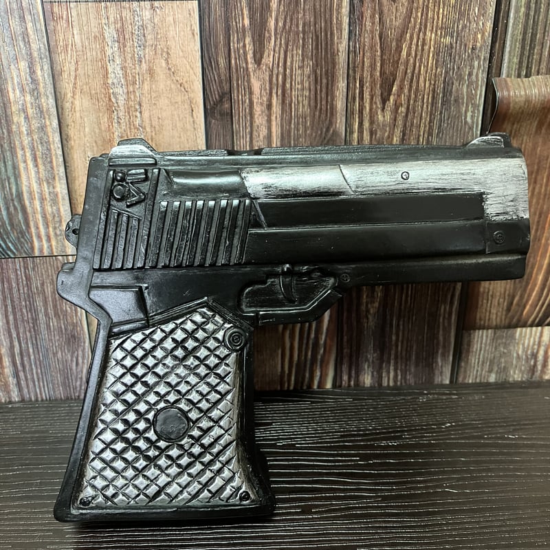 ピストル型灰皿 | A.W.L.