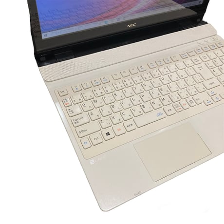 SSD搭載・メモリ8GB　NEC　ノートパソコン