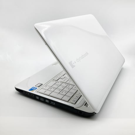 TOSHIBA　極美品　艶ホワイト　ノートパソコン