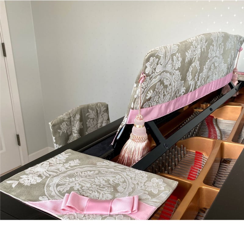 Couture MiMi 】ピアノ 譜面台マット（グレー×ピンク）グランドピアノ