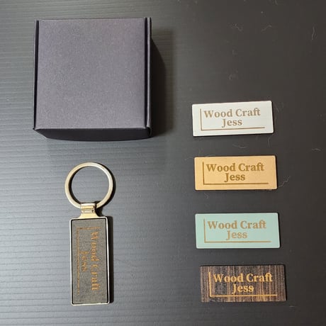 男性用キーホルダー おしゃれ 誕生日プレゼント 男性 名入れ 刻印 木製キーホルダー バレンタインプレゼント