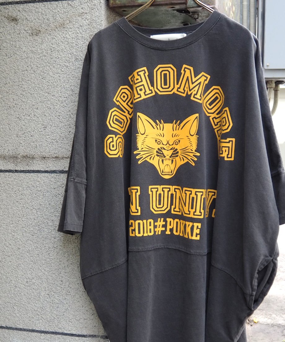 天竺ピグメントTシャツ／SOPHOMORE