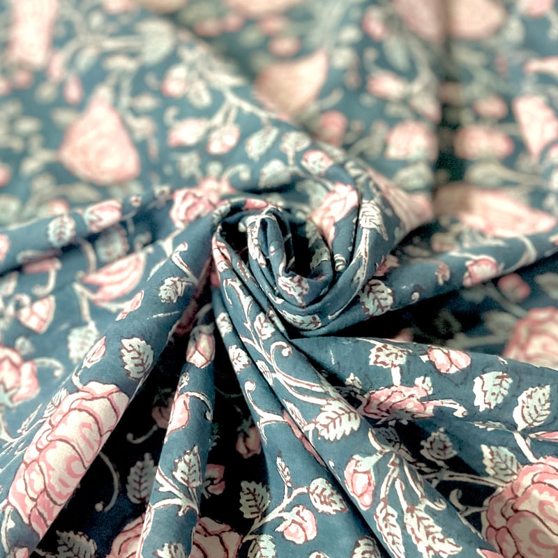 【紺】新品　社交ダンス　ピンク花柄プリント　アシンメトリーカットソーr241 西平畑公園の桜（足柄上郡松田町） - お花見2025 - ウォーカープラス