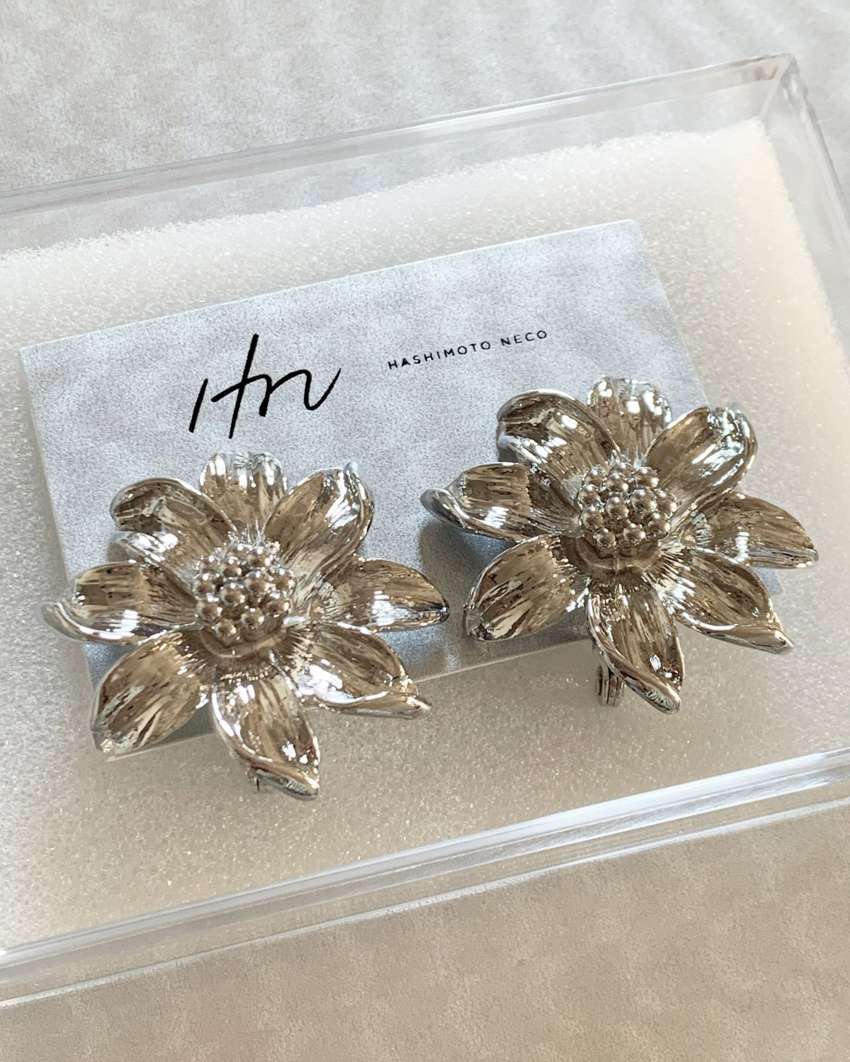 Silver flower earings | HASHIMOTO NECO Silver flower earings | HASHIMOTO NECO