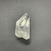 レムリアンシードクリスタル　レインボー入り