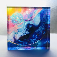 持ち運べるアート・ アクリルキューブスタンド / 手のひらの窓 - Acrylic Art Series no.2  人魚と夕日