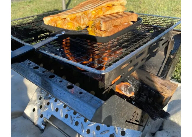 SOLLOW『SOLLOW'z GRILL』￥1,500 | 道志てぶら屋