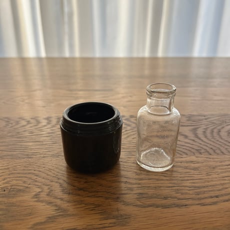 昭和レトロ・ガラス瓶セット・気泡入・黒