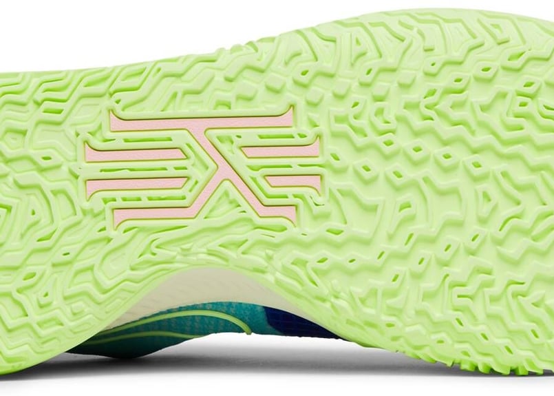 ナイキ メンズ カイリー4 ロー Nike Kyrie 4 Low バッシュ スニーカー