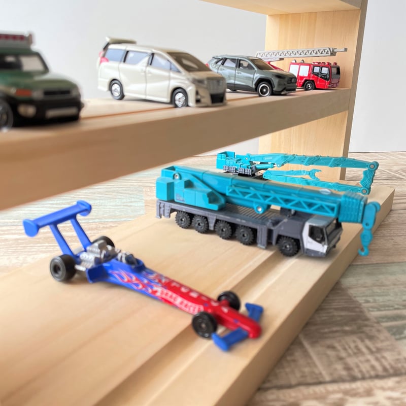 卓上4段 ミニカー棚 ナチュラル【シンプル溝ありタイプ】【2026年1月