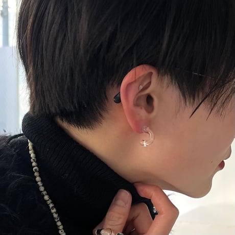 glass pierce_puchi