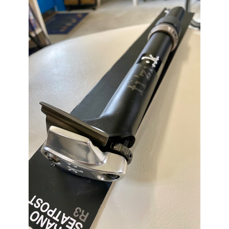 fi'zi:k ( フィジーク ) CYRANO R3 アルミ シートポスト 31.6×330