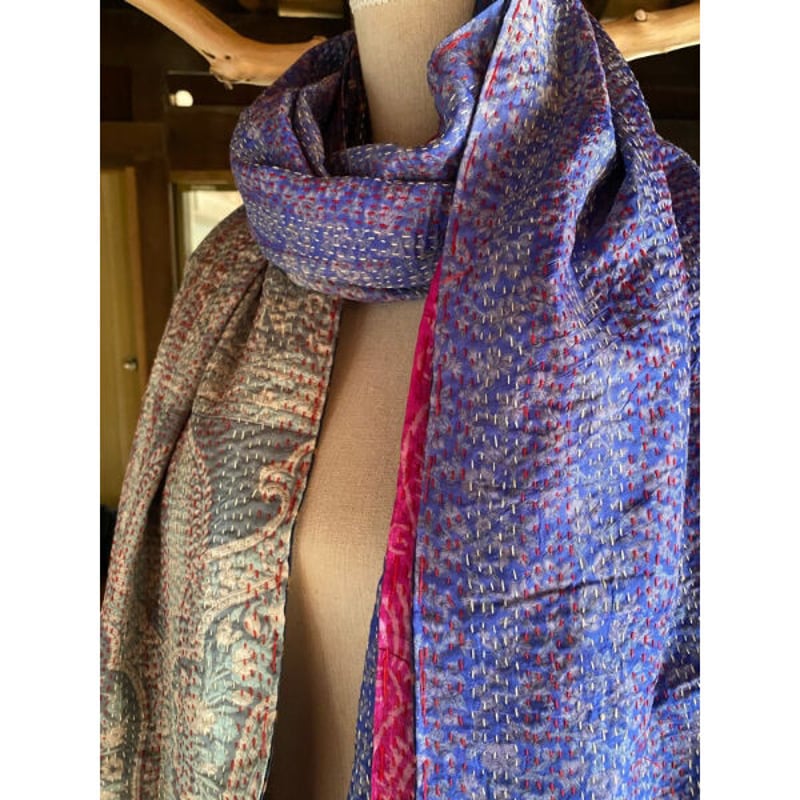 No３ カンタ 　大判 ストール　ヴィンテージ シルク　サークルデザイン ウール シルク ストール 大判 正方形 スカル柄 トラニ Tolaniの通販