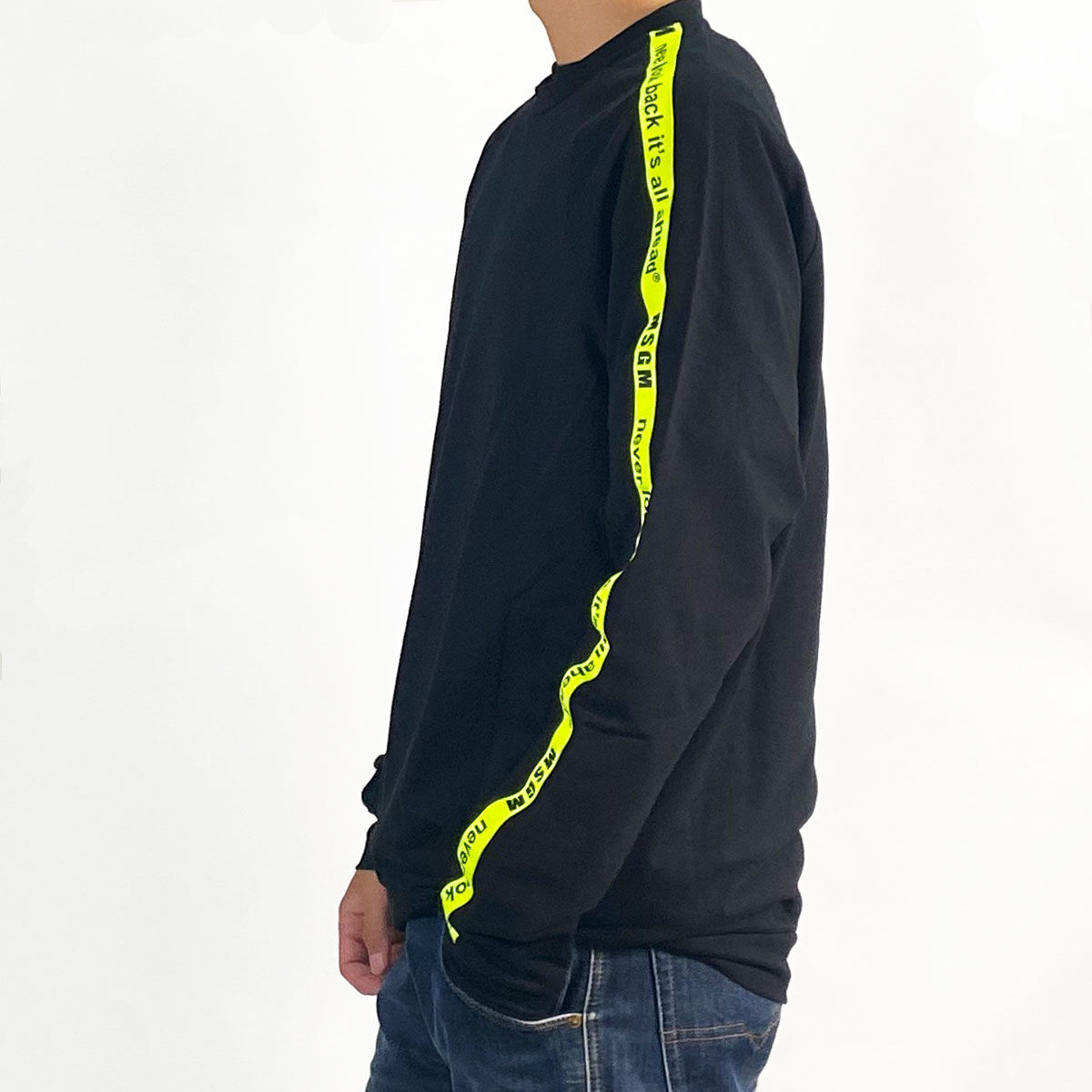 【 MSGM 】 正規品 袖テープロゴ プルオーバー PULL OVER