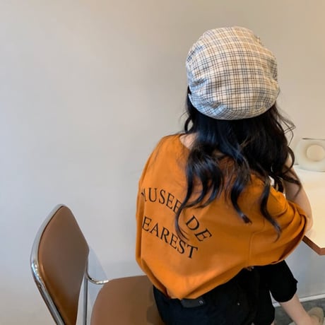 バックロゴプリントTシャツ