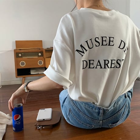 バックロゴプリントTシャツ