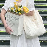 ロゴ刺繍トートバッグ