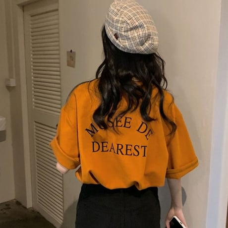 バックロゴプリントTシャツ