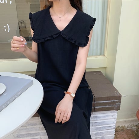 big collar dress