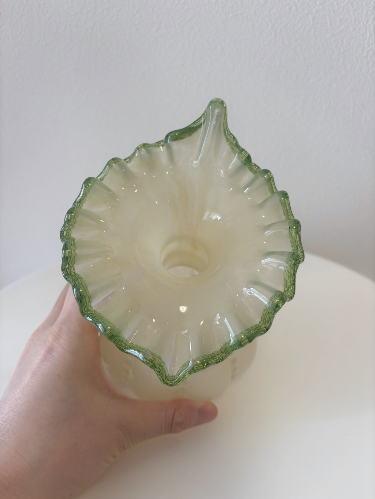 うにょうにょフリルvase | HANADEMOKAZAROW