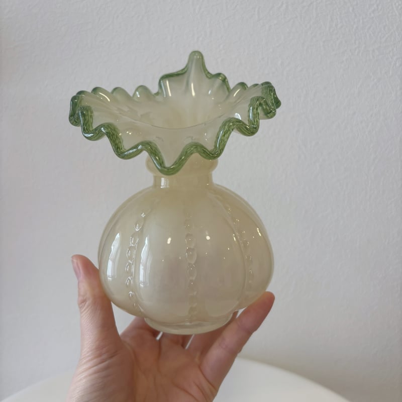 レトロ 花瓶 ガラス フリル ヴィンテージ Vintage Vase レース うにょうにょフリルvase | HANADEMOKAZAROW