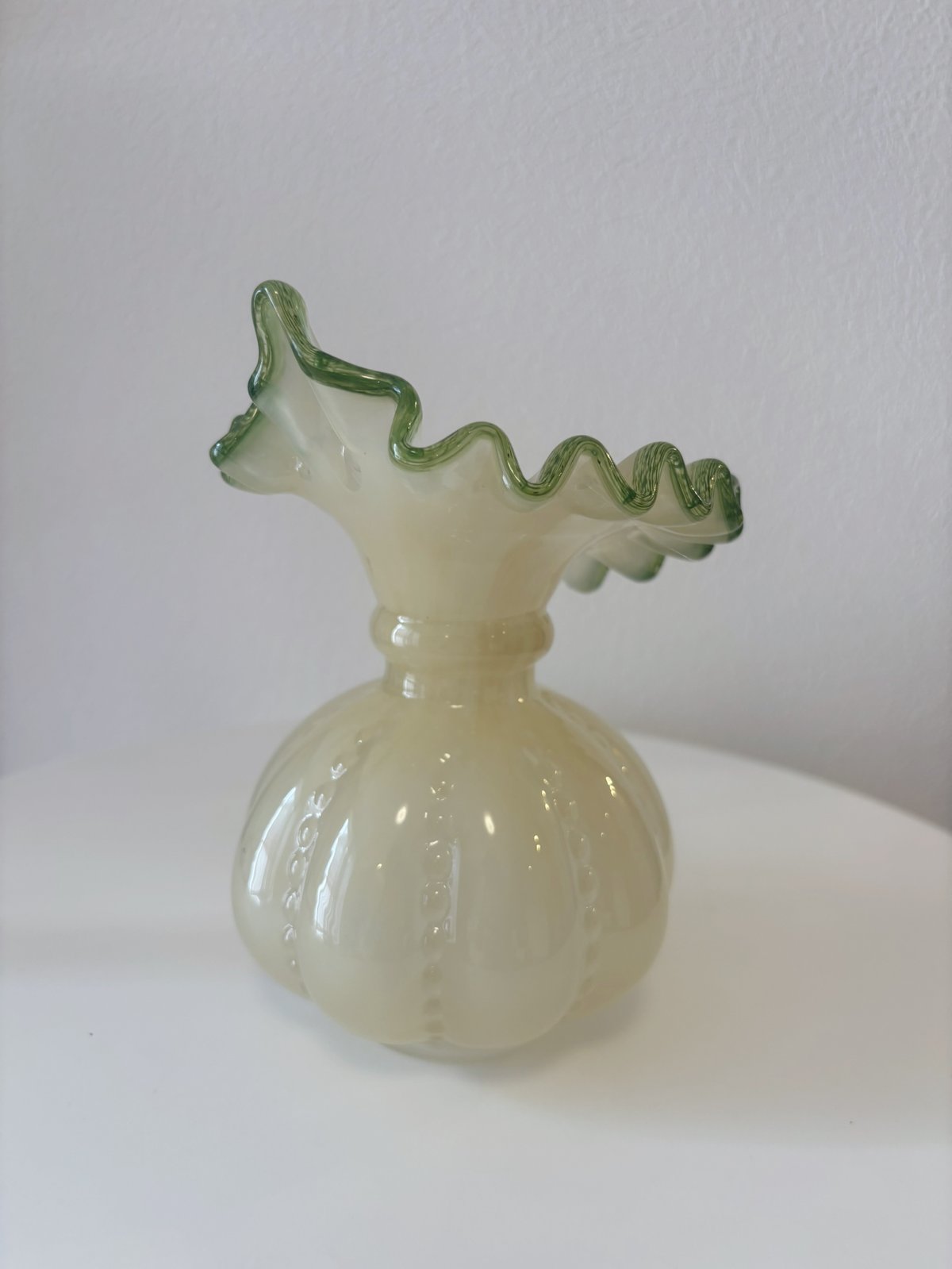 うにょうにょフリルvase | HANADEMOKAZAROW