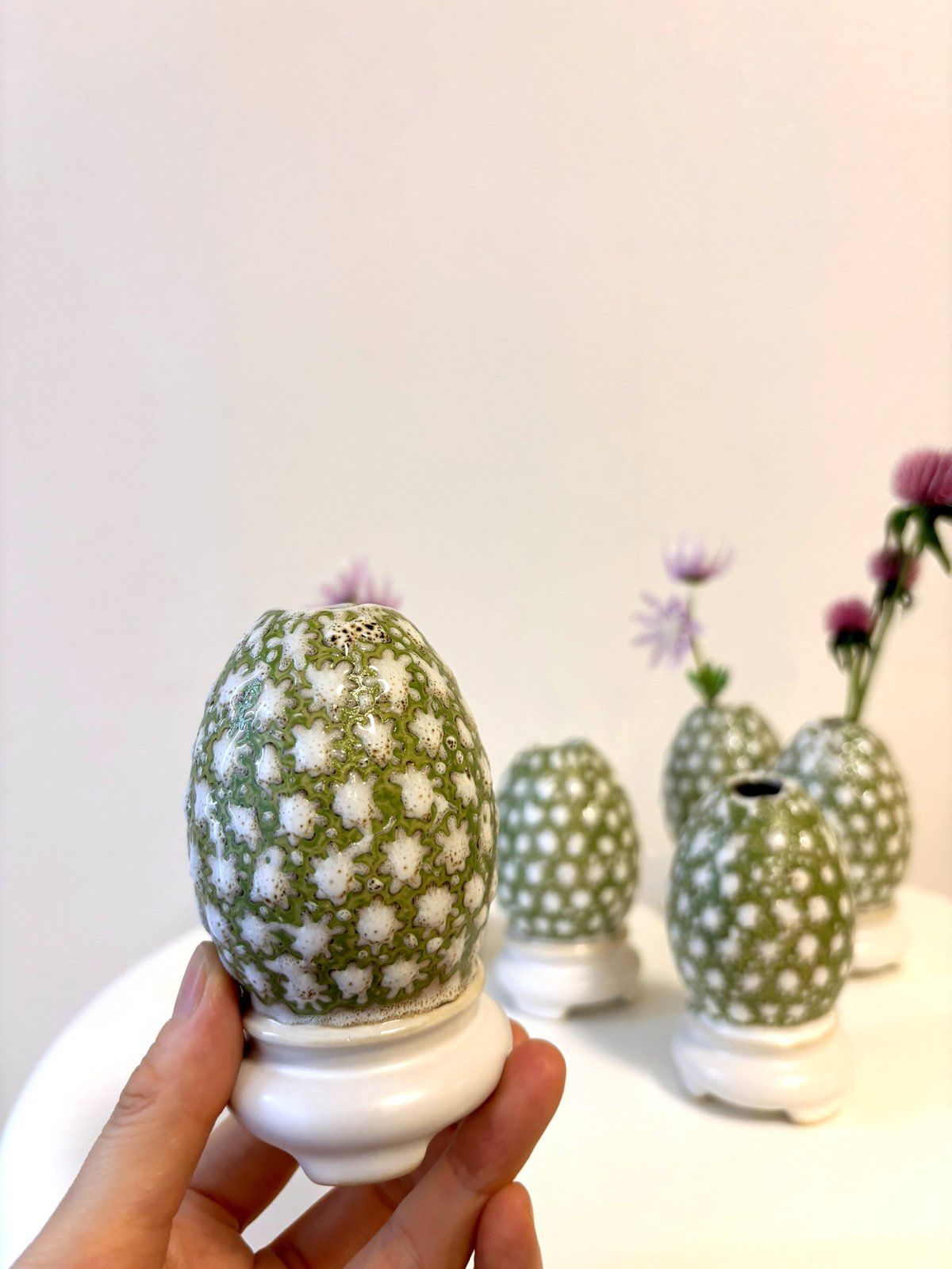 Despots】 EGG-on-shell VASE | HANADEMOKAZAROW