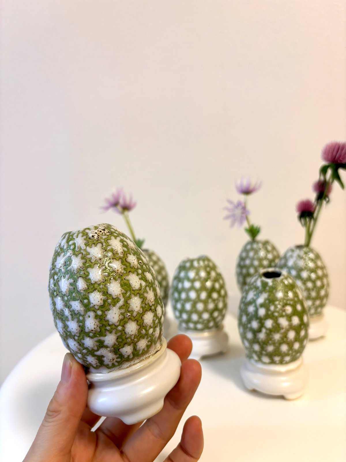 Despots】 EGG-on-shell VASE | HANADEMOKAZAROW