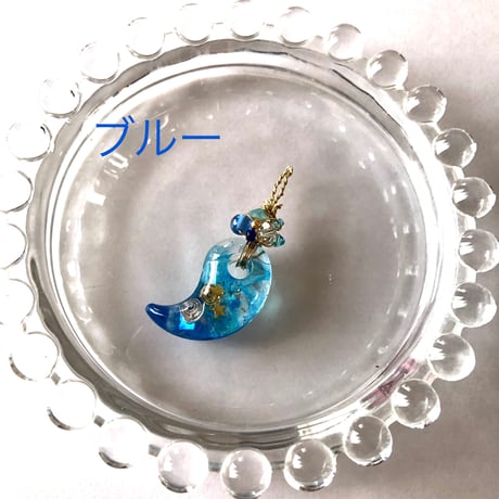 勾玉オルゴナイト・ティアラシリーズ
