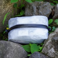 立体ポーチ 容量1.5L DCF0.8ozホワイト