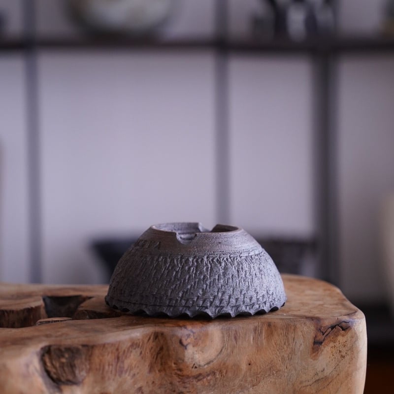 與那嶺大輔 作 【 琉球飛び鉋 / 3.5号 / M 】やちむん 浅鉢 ［No.03