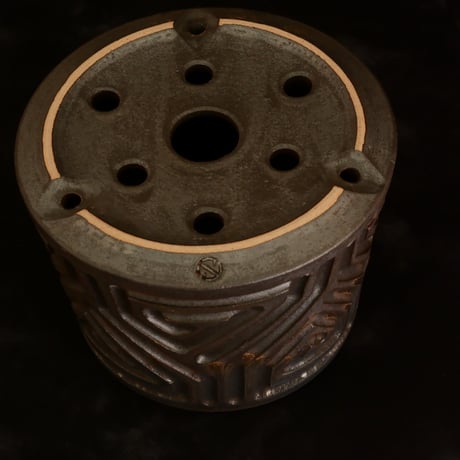 《size M》根本峻吾 作品【 S.N.POT type. normal 「 鐡 - kurogane - 」4号 】笠間焼 植木鉢 [No.7]