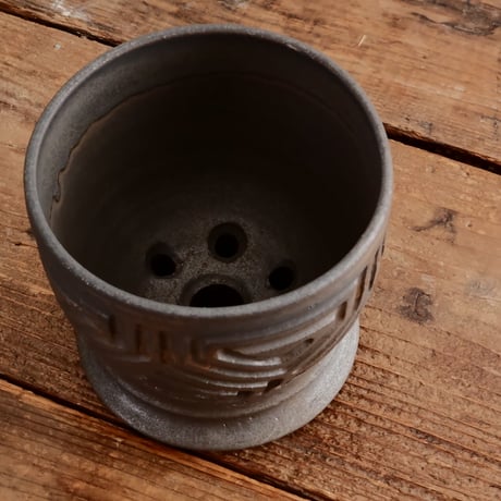 《size L》根本峻吾 作品【 S.N.POT type.bowl 「 鐡 - kurogane - 」5号 】笠間焼 植木鉢 [No.2]