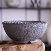 《大鉢》與那嶺大輔 作 【 琉球飛び鉋 / 7号 / XL 】やちむん 浅鉢 ［No.09］