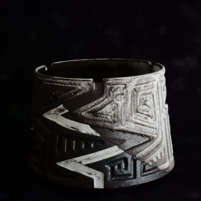 size L》根本峻吾 作品【 S.N POT type.cylinder「 月蝕雷電 」 