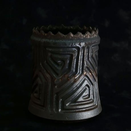 《size M》根本峻吾 作品【  S.N POT type.tall「 鐡 - 黑焰 - 」4号 】笠間焼 植木鉢 [No.141]