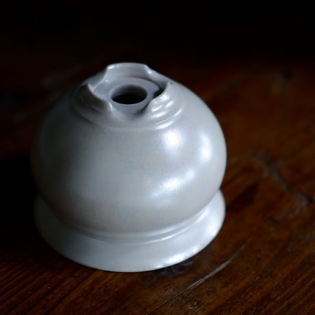 坂本新 作品【 LUSTER OVERGLAZE  - 白虹彩 -  white pearl  】 笠間焼 植木鉢