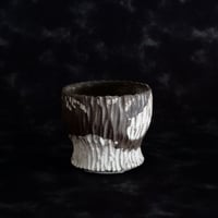 《size S》根本峻吾 作品【 S.N POT type.round「爪牙 -堕天白- 」3号 】笠間焼 植木鉢 [No.185]