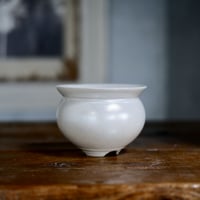 坂本新 作品【 LUSTER OVERGLAZE  - 白虹彩 -  white pearl  】 笠間焼 植木鉢