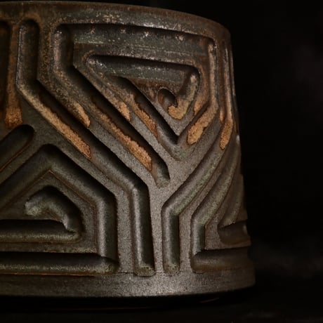 《size M》根本峻吾 作品【 S.N.POT type. normal 「 鐡 - kurogane - 」4号 】笠間焼 植木鉢 [No.7]