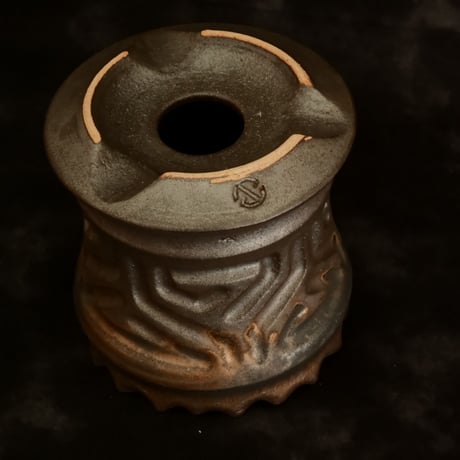 《size S》根本峻吾 作品【 S.N.POT type. slim「 鐡 -  黒焔 - 」3号 】笠間焼 植木鉢 [No.75]