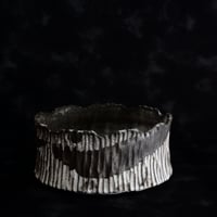 《size L》根本峻吾 作品【 S.N POT type.low「爪牙 -堕天白- 」5号 】笠間焼 植木鉢 [No.192]