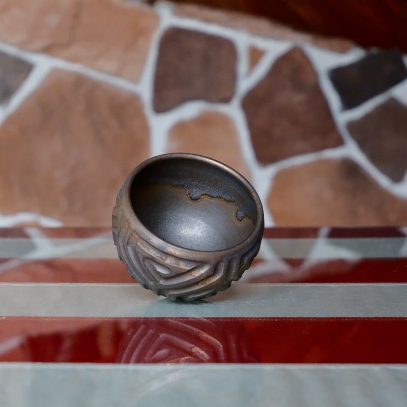 鉢と器【 S.N.Pot ''鎬丸'' - crown - 5号鉢 】& 【 酒呑 - 鎬丸