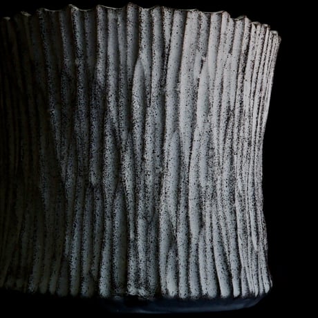 《size L》根本峻吾 作品【  S.N POT type.slim「 月光ノ爪牙」5号 】笠間焼 植木鉢 [No.157]