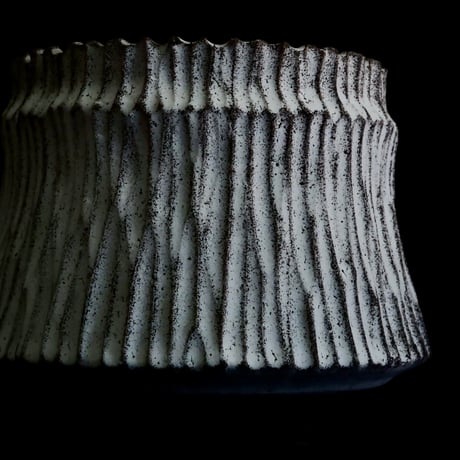 《size M》根本峻吾 作品【  S.N POT type.cylinder「 月光ノ爪牙」4号 】笠間焼 植木鉢 [No.158]